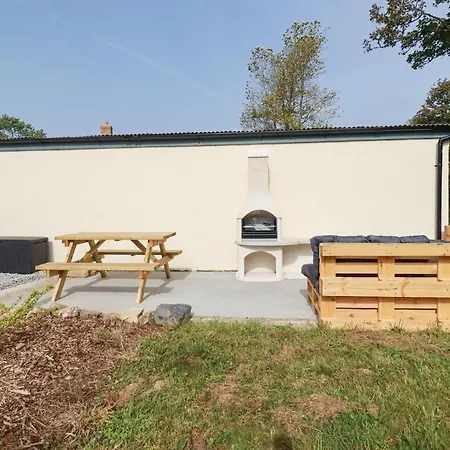 Carines Barns - Tre Holiday home