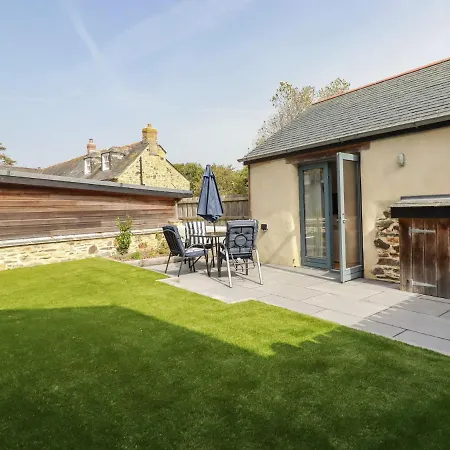 Carines Barns - Tre Holiday home