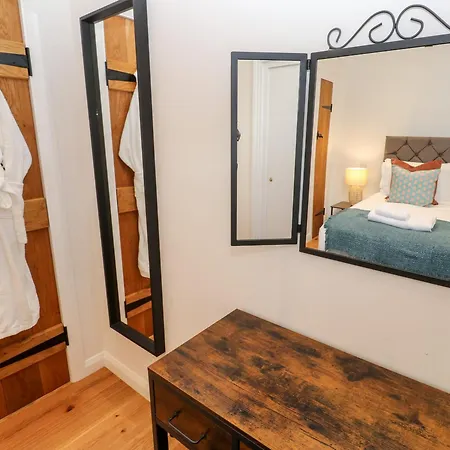 Holiday home Carines Barns - Tre *